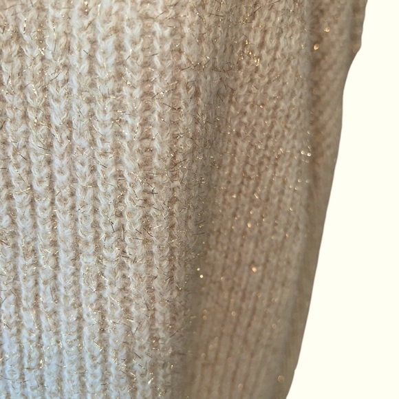 Boden Ivory Sparkle Ribbed Fluffy V-Neck Sweater Oversized Metallic Thread Sz 12 - Picture 7 of 15